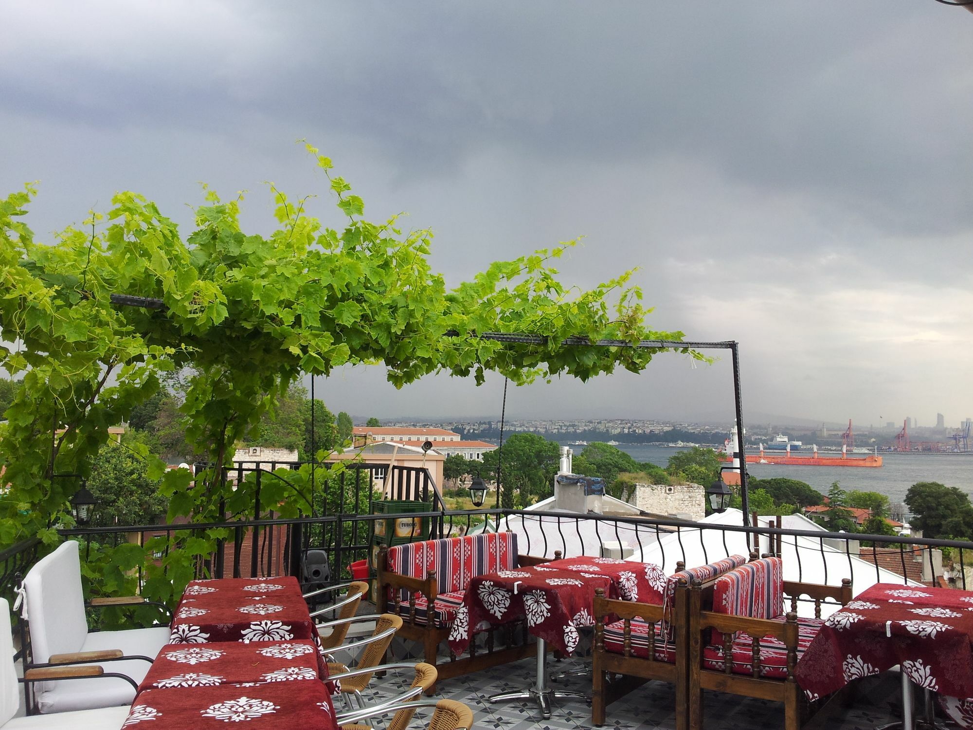 Metropolis Hostel & Guest House Stambuł Zewnętrze zdjęcie